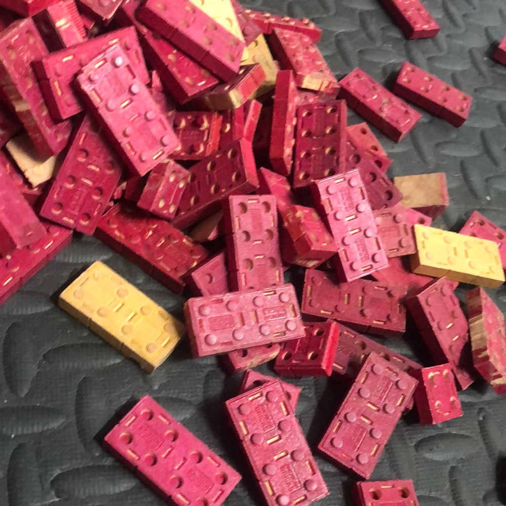 Not for sale——Many wooden building bricks vintage Halsam 1930-40 tinker toys
